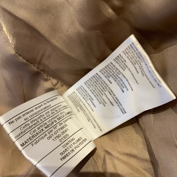 Luxurious Calvin Klein Down Coat Latte Gold Accents XS - Picture 10 of 13